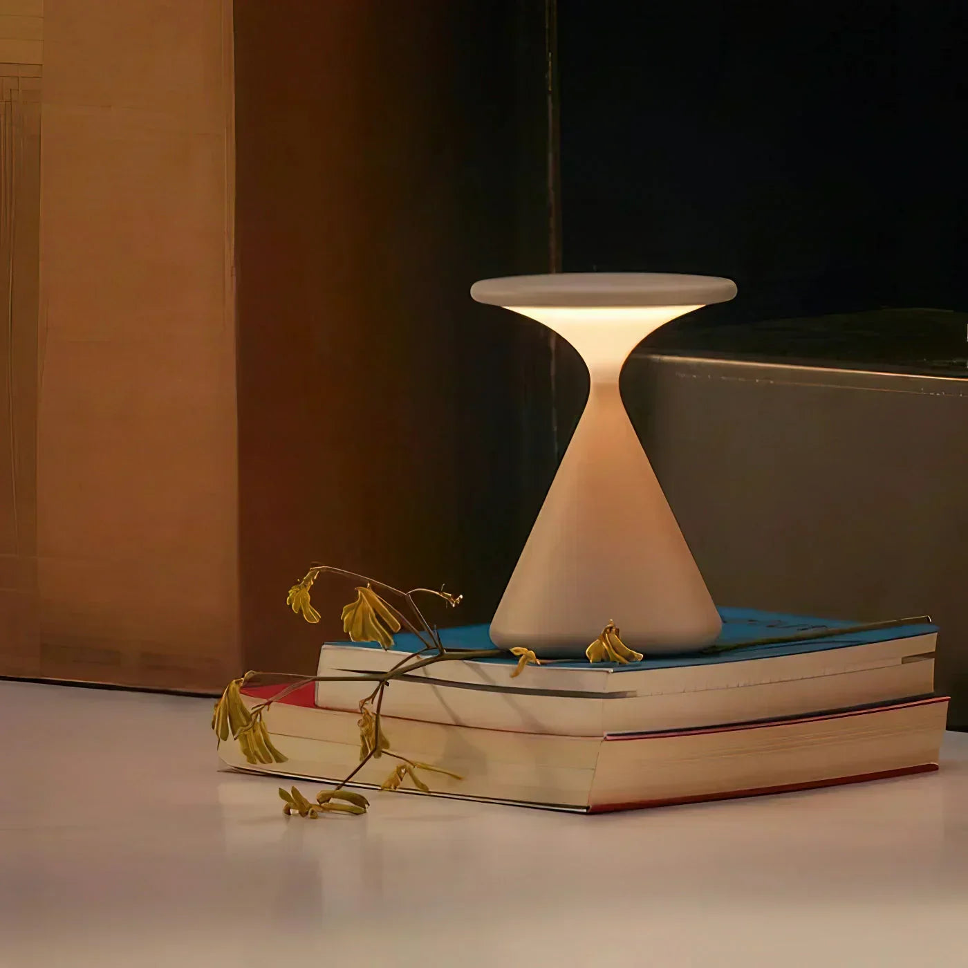 SableLume LED Hourglass Lamp – Elegant, Wireless & Dimmable Lighting