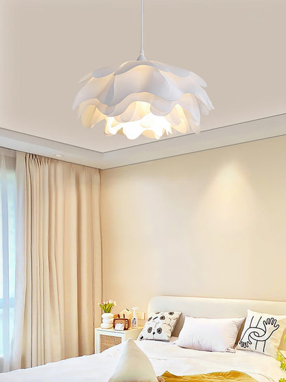 Flower-Shaped White Pendant Light – Elegant LED Ceiling Lamp with Adjustable Height