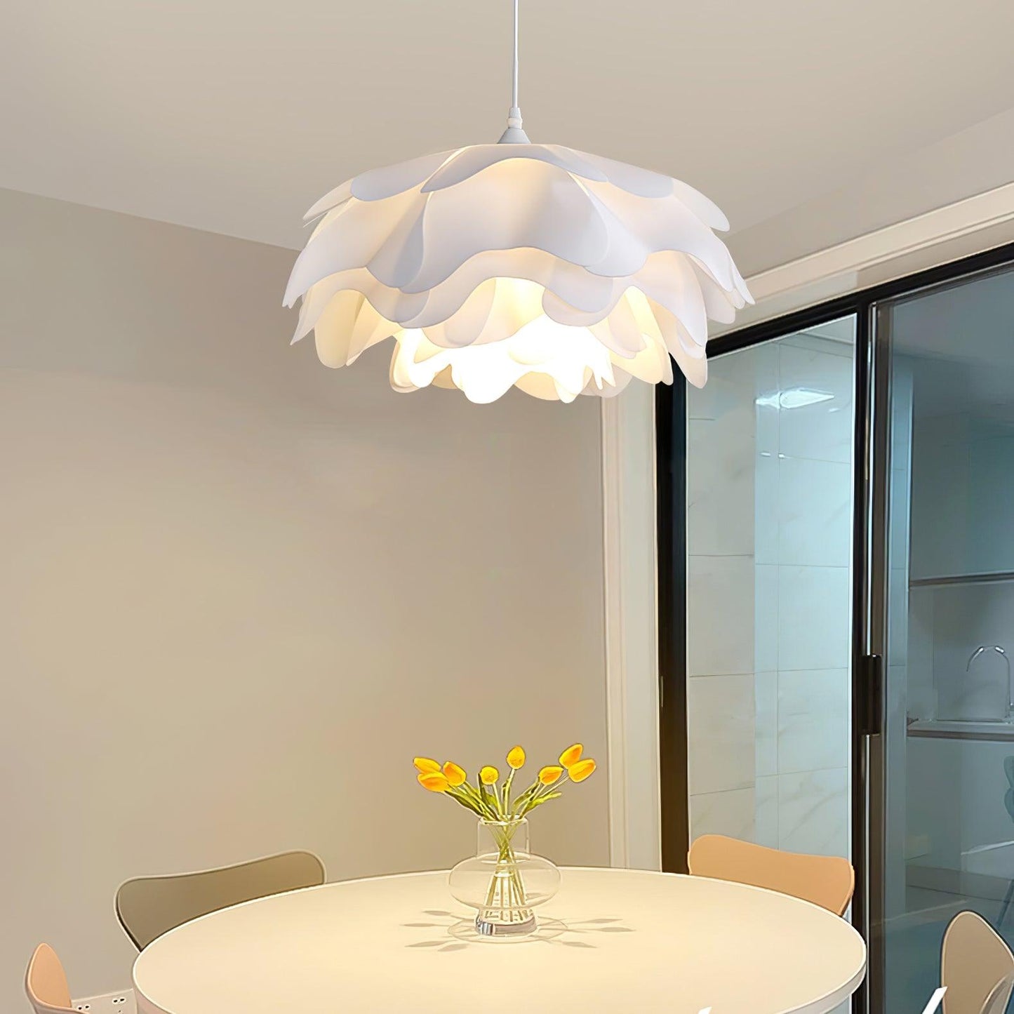 Flower-Shaped White Pendant Light – Elegant LED Ceiling Lamp with Adjustable Height