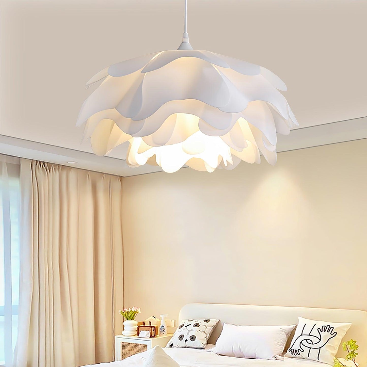 Flower-Shaped White Pendant Light – Elegant LED Ceiling Lamp with Adjustable Height