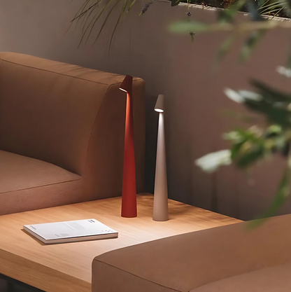 The Opal Light – Elegant Table Lamp for a Refined Ambiance