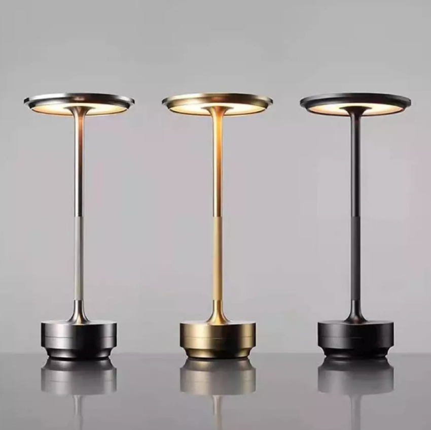 Wireless Table Lamp – Modern Elegance and Quality Combined