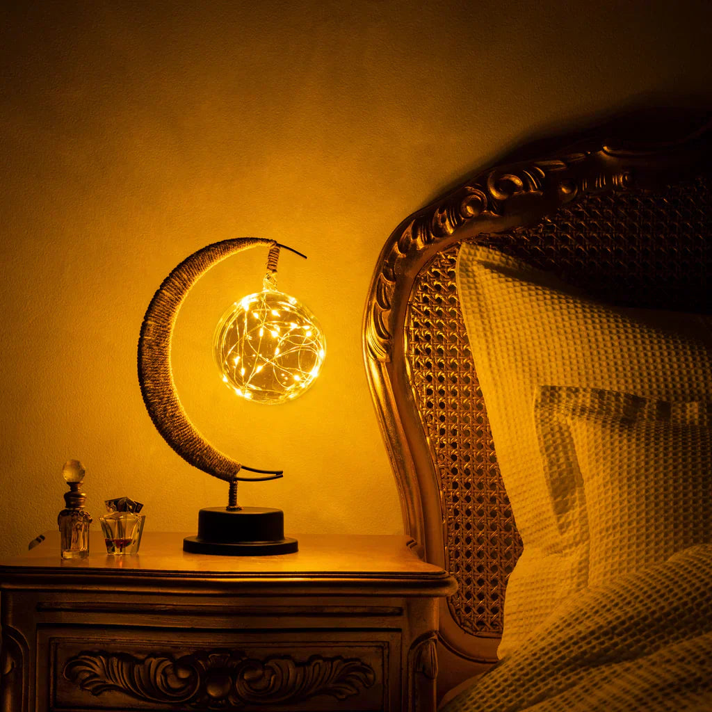 Enchanted Lunar Lamp – Soft LED Moonlight for a Dreamy Ambience