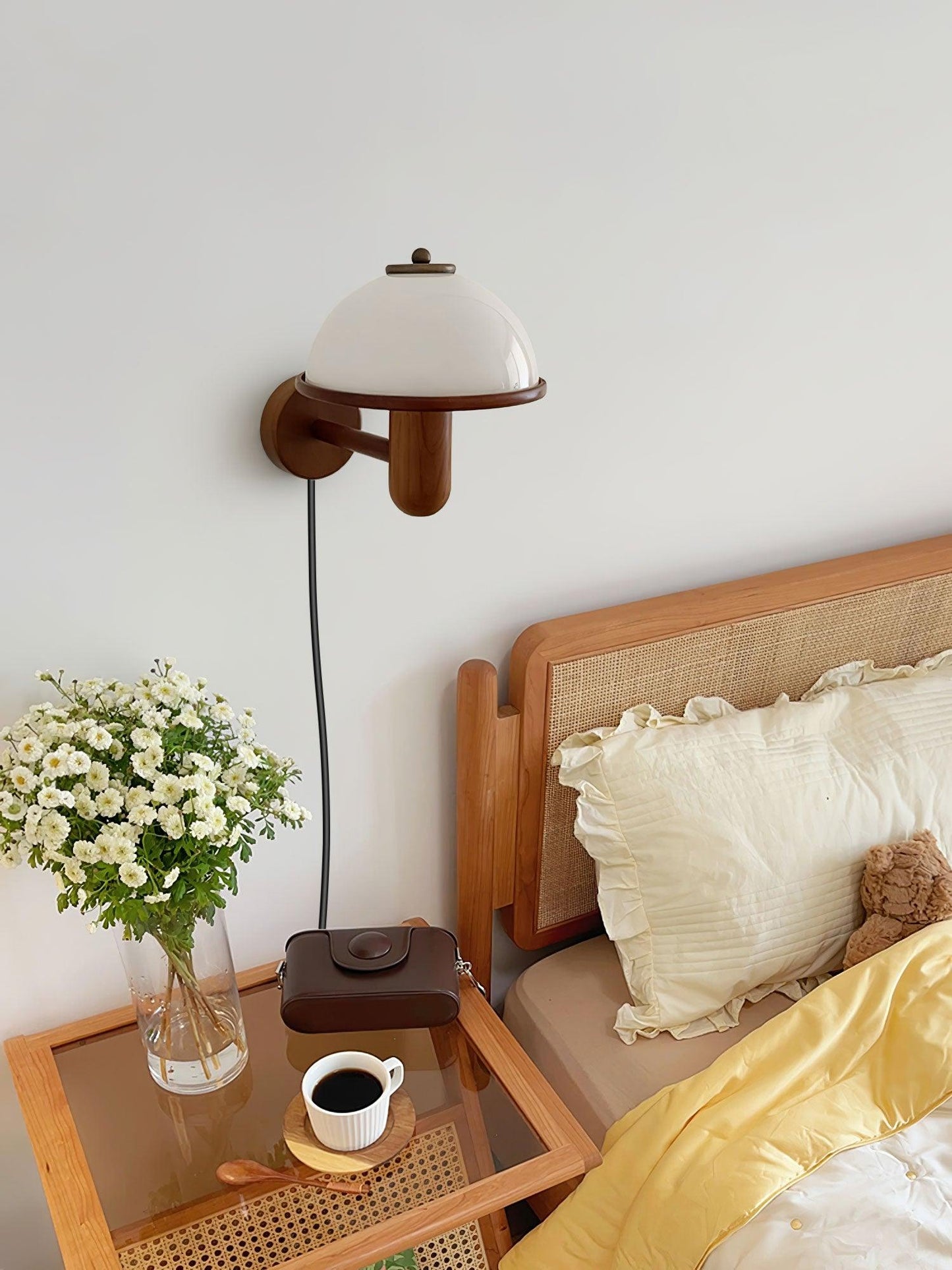 WoodMush Mushroom-Shaped Wall Lamp – Natural and Playful Lighting for Your Home