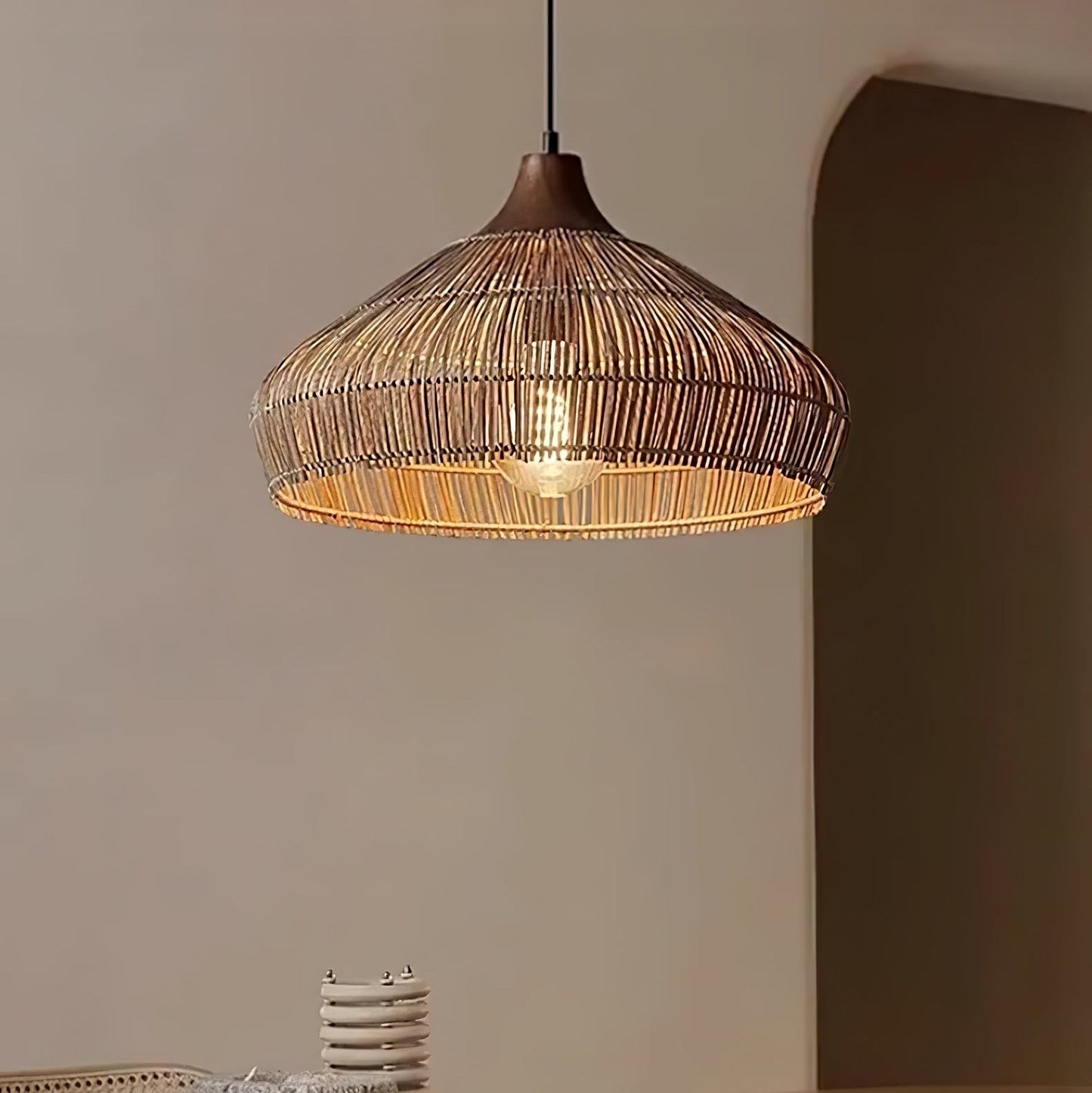 Handwoven Rattan Pendant Light – Rustic Ceiling Lamp with Adjustable Height