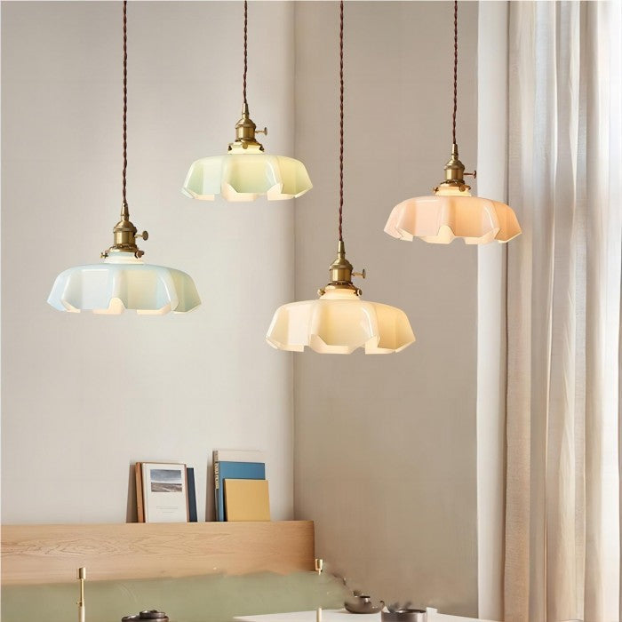 Floral Retro Glass Pendant Light – Vintage Elegance with Timeless Charm