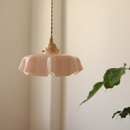 Floral Retro Glass Pendant Light – Vintage Elegance with Timeless Charm